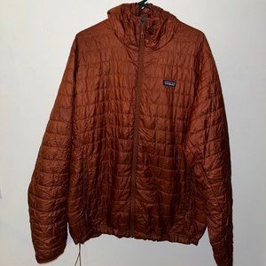 Patagonia Men's Nano Puff Insulated Hoodie in Barn Red- XXL